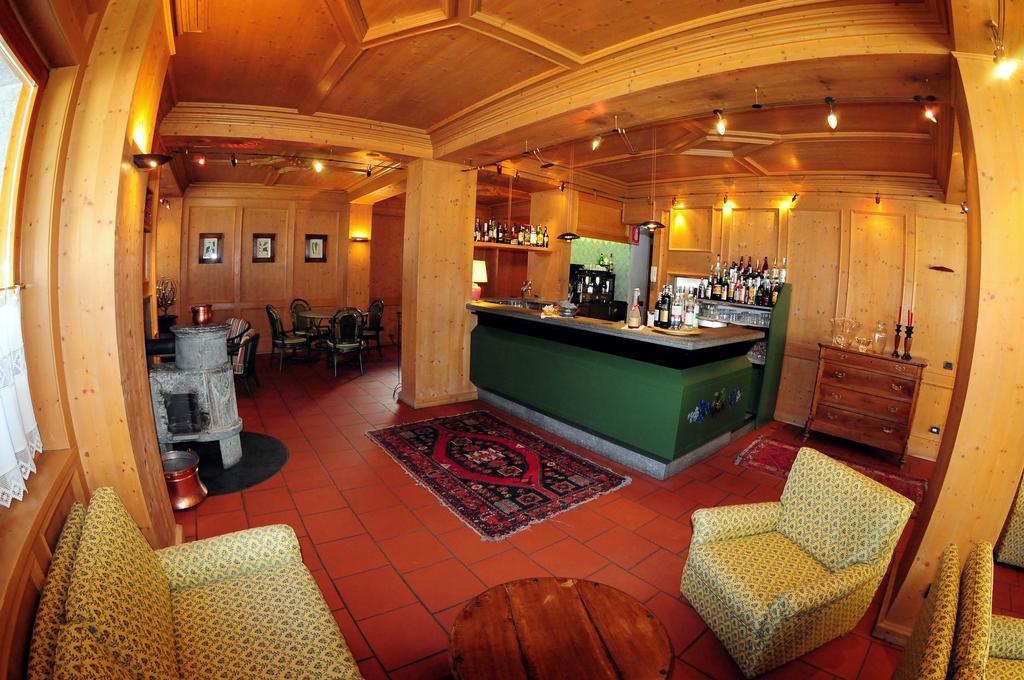 Dufour Hotel 3*