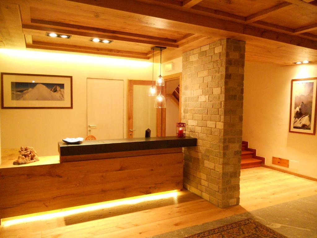 Dufour Hotel 3*